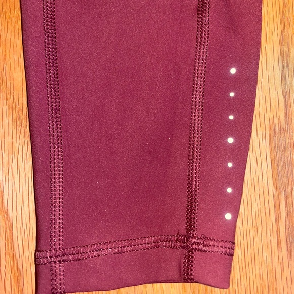 Tlf women’s Burgundy Leggings work out sport leisure size small mid calf/ankle - Picture 7 of 8